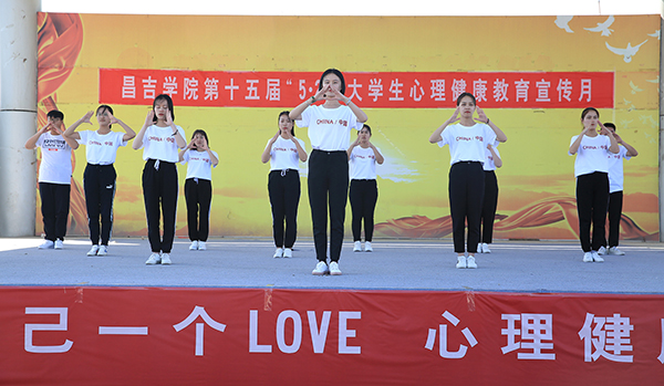 B56CFA61C4EE5581B5C968FFABD_1A7FD61F_3ACD0.jpg?e= B56CFA61C4EE5581B5C968FFABD_1A7FD61F_3ACD0.jpg?e=