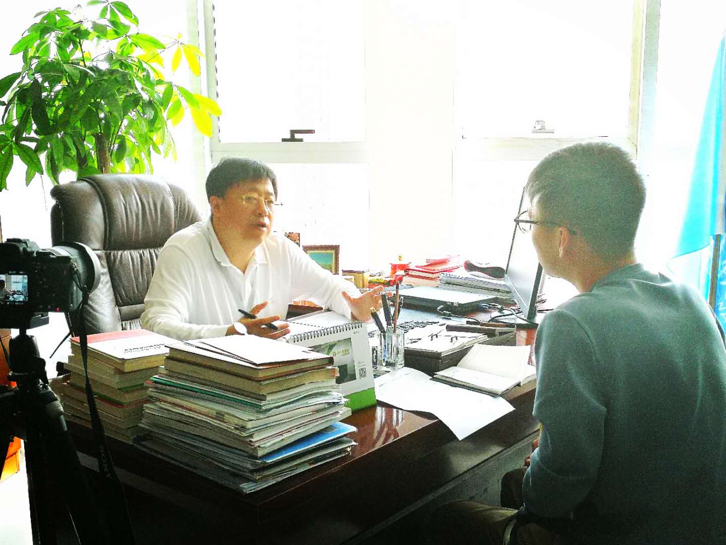 B41EBE1671A99A972C66B16CFB9_DA3E1A08_1FD00.jpg?e= B41EBE1671A99A972C66B16CFB9_DA3E1A08_1FD00.jpg?e=